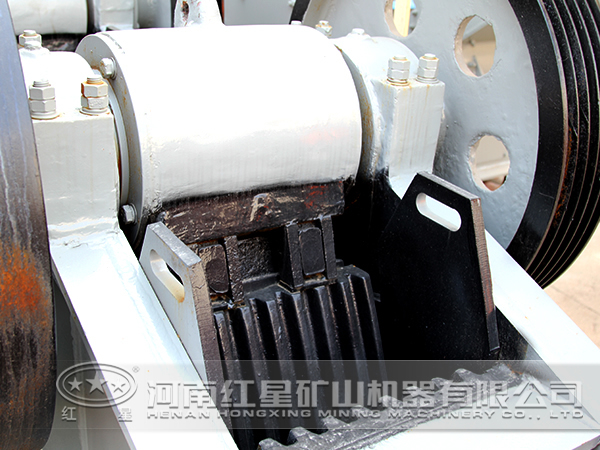 鄂式破碎機(jī)