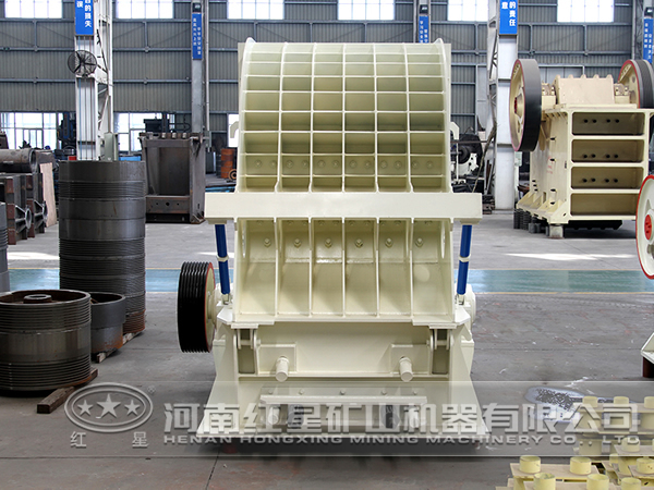 反擊式破碎機(jī)