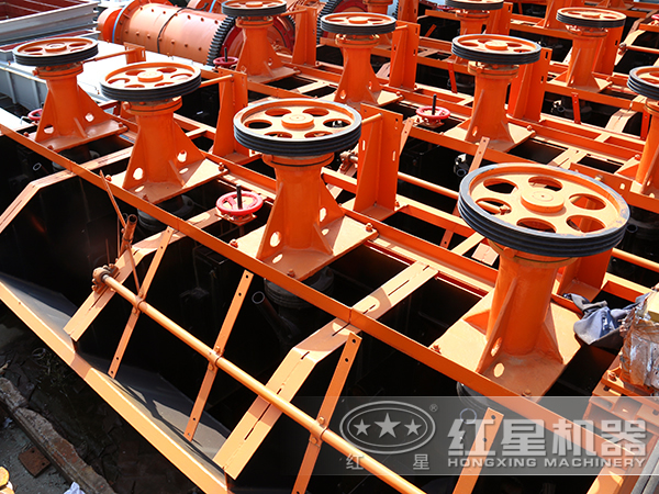 排列整齊的浮選機