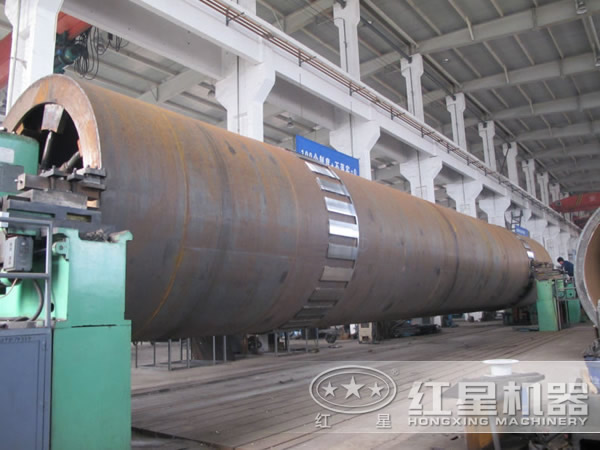 石英砂烘干機生產現(xiàn)場