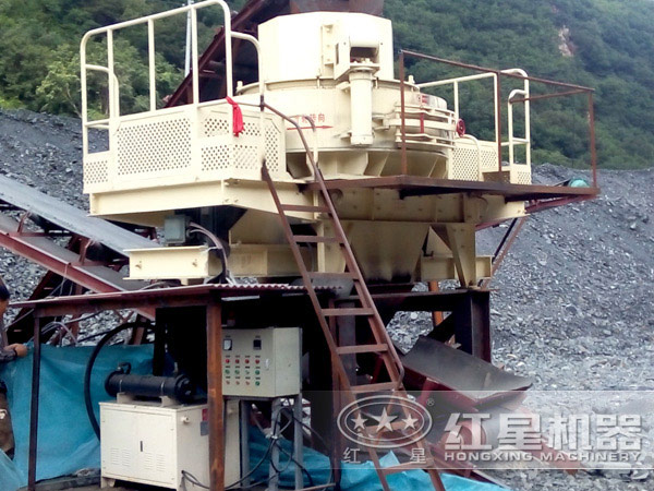 制砂機(jī)生產(chǎn)現(xiàn)場(chǎng)