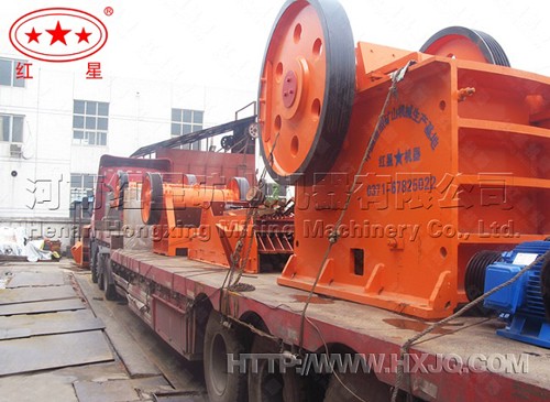 復(fù)擺顎式破碎機(jī)