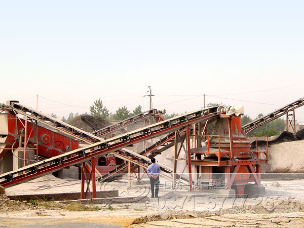 制砂機(jī)工作現(xiàn)場